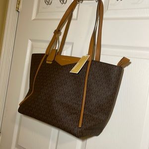 Michael Kors shoulder bag
